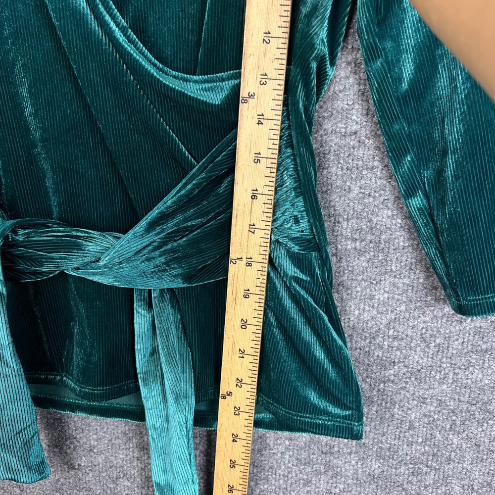 NEW Express Wrap Top Womens Medium Green NWT Ribbed Velvet 3/4 Sleeve - Picture 5 of 9